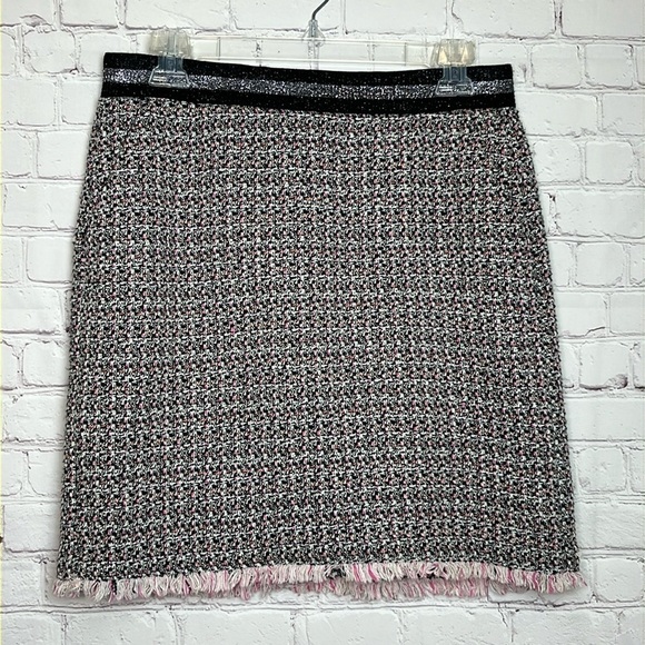 Comma, Short Tweed Boucle Skirt with Sparkly Waist - Picture 1 of 13